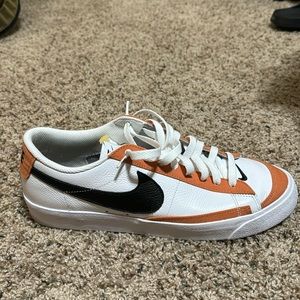 **Texas Baseball Team Issued** Nike Low Blazer size 11